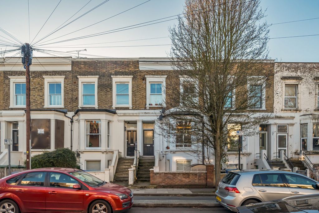 Property photo 1 of 14 External