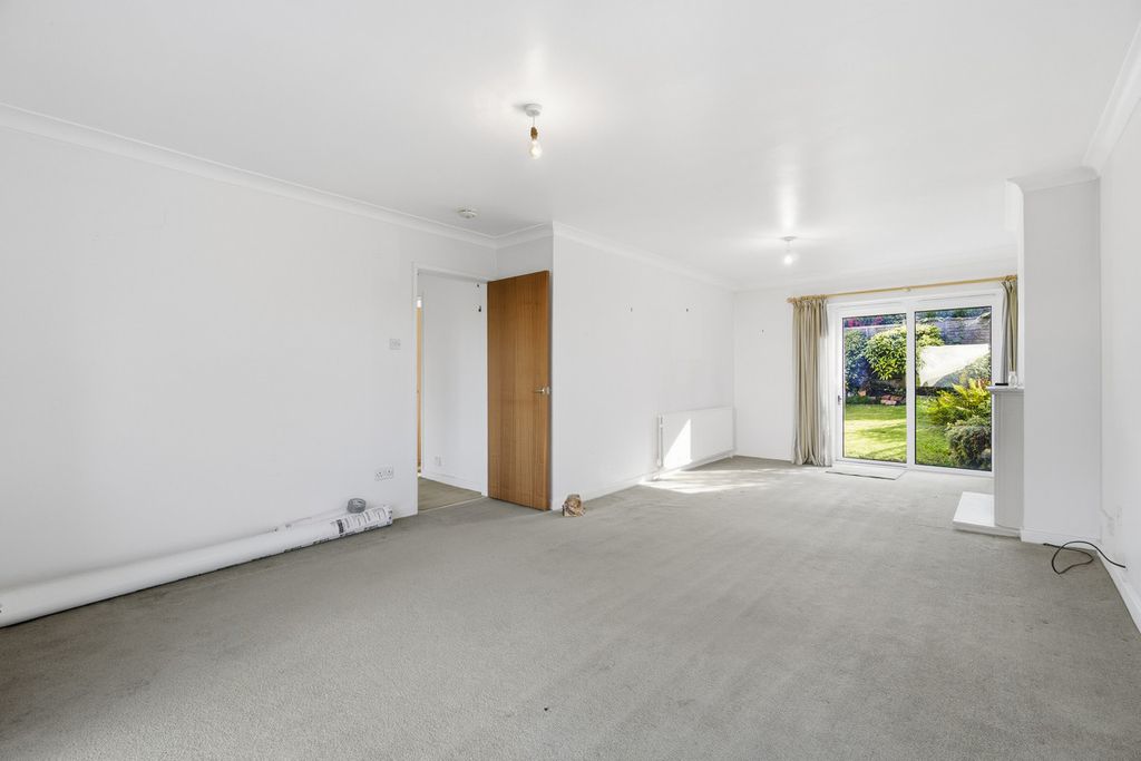 Property photo 3 of 29