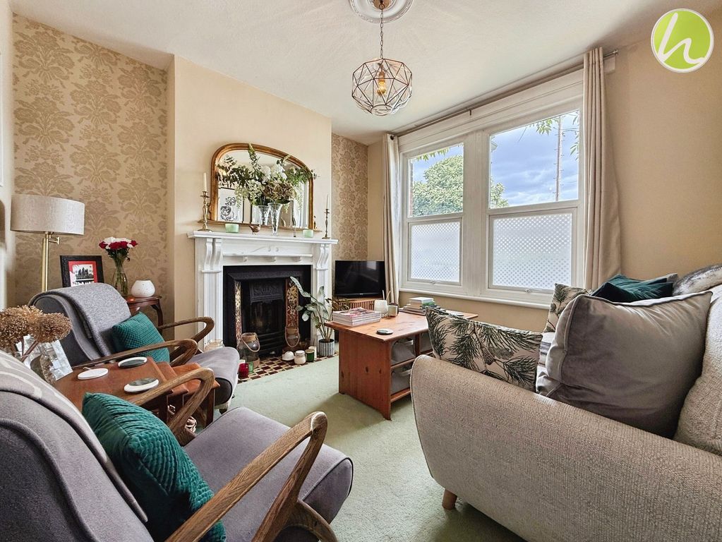 Property photo 2 of 24