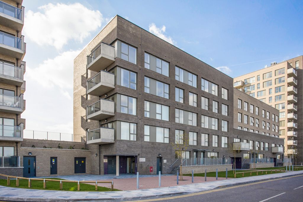 Property photo 2 of 10