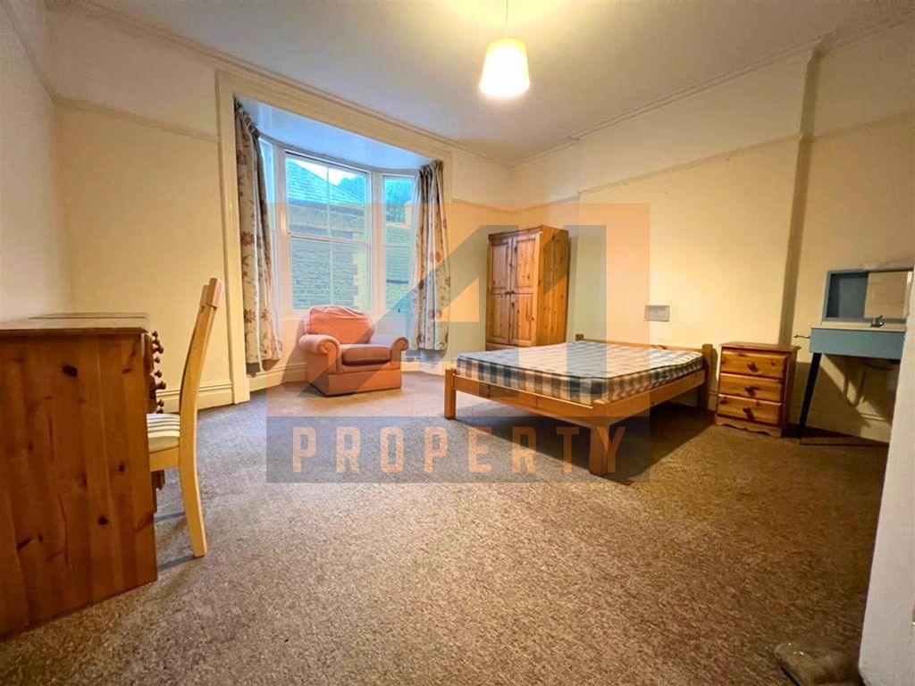 Property photo 1 of 14 Room 3.Jpg