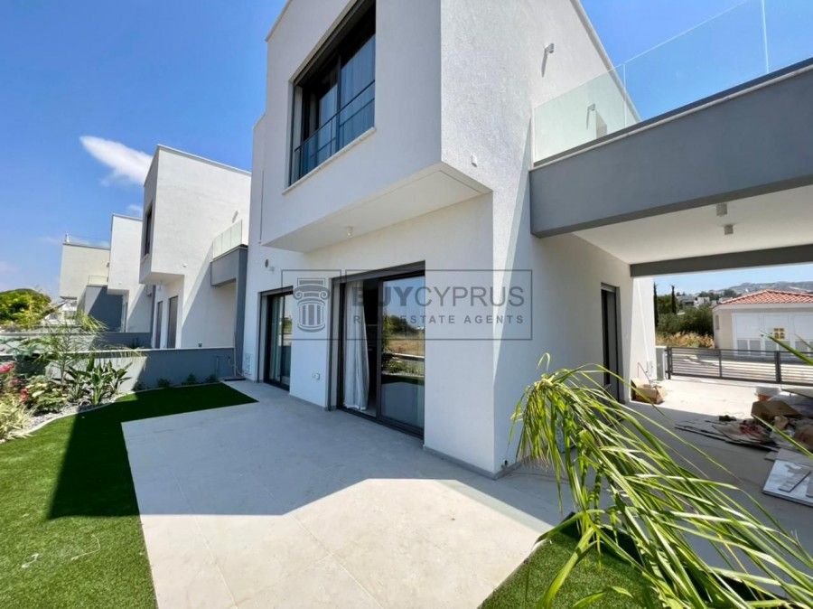 Property photo 1 of 29