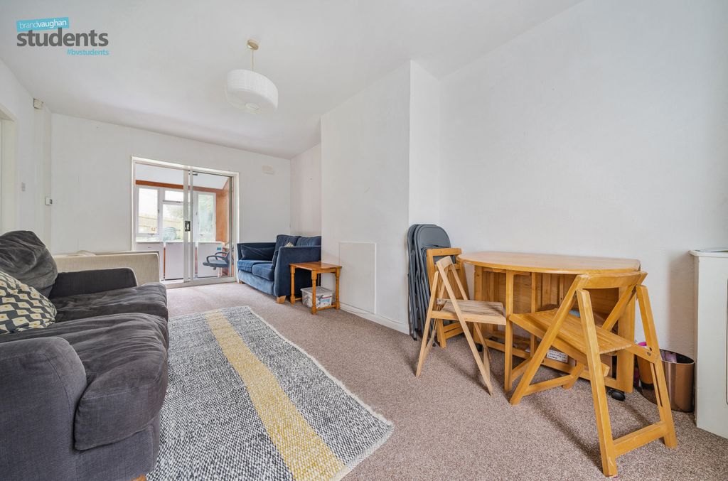 Property photo 3 of 20 087B971E-56A0-47A...