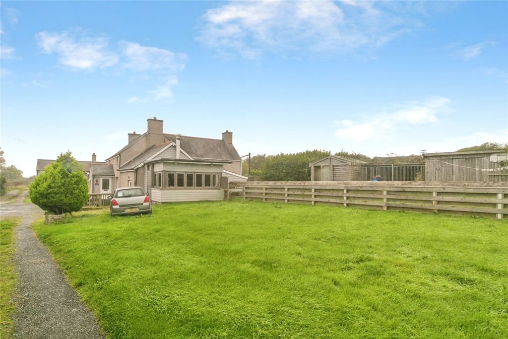 Property photo 1 of 37 Picture No. 61