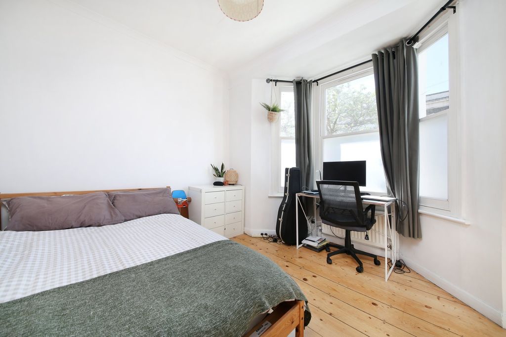 Property photo 3 of 10