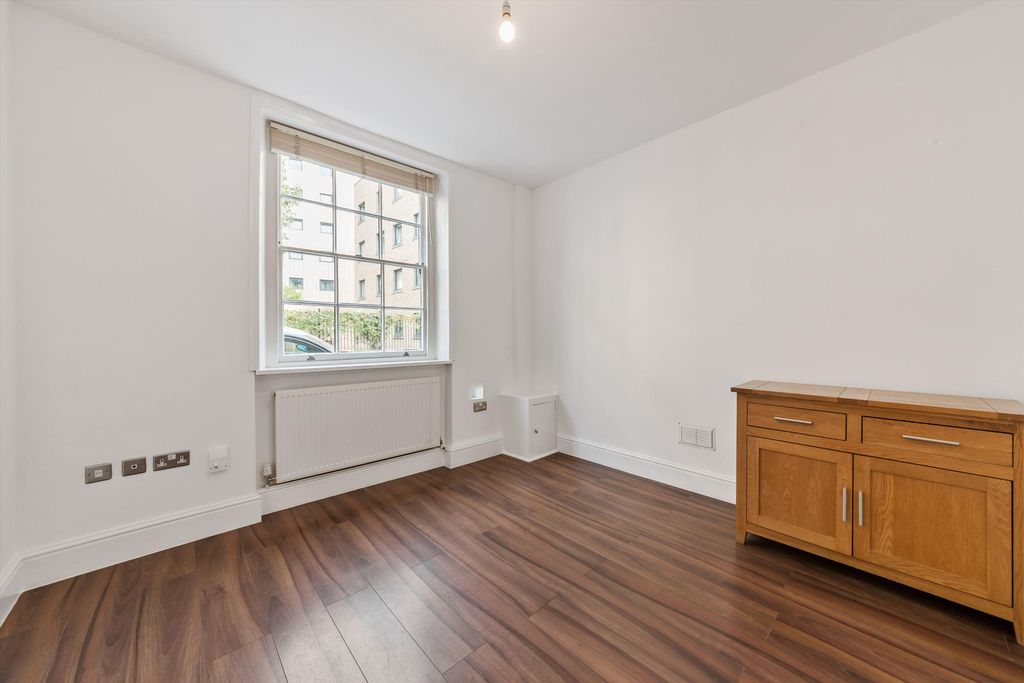 Property photo 3 of 14 Image