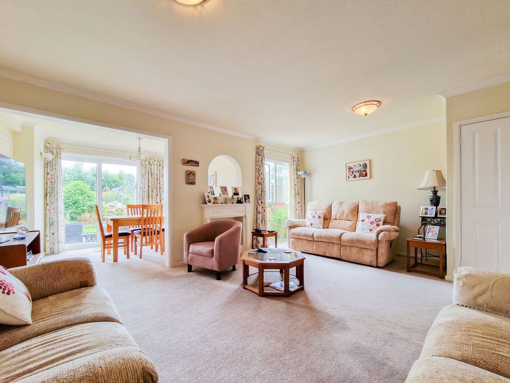 Property photo 3 of 36