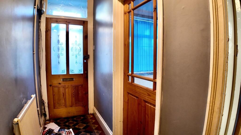 Property photo 2 of 28