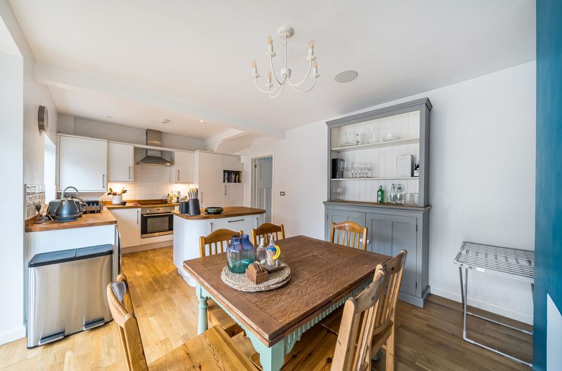 Property photo 3 of 16 Photo 15