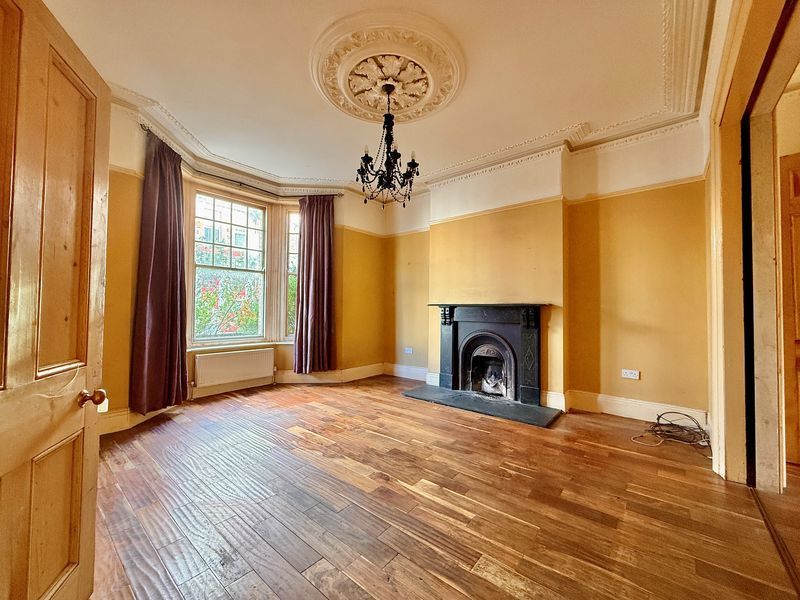 Property photo 3 of 25 Photo 3