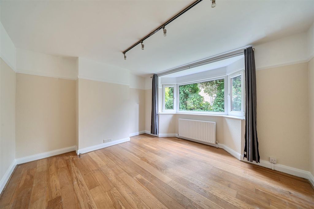 Property photo 2 of 9 1-69d96Ad16ce2d-1440204-14-69d7ba1B112d3-1.Jpg