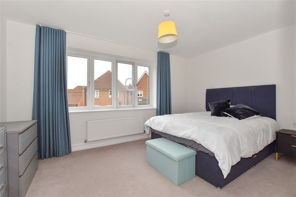 Property photo 3 of 12 Bedroom 2