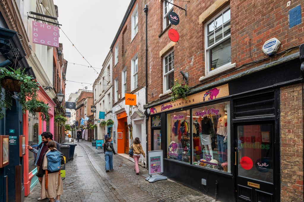 Property photo 2 of 11 Photo 2