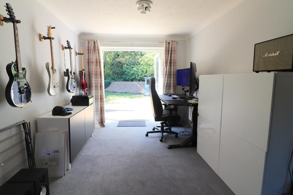 Property photo 3 of 12