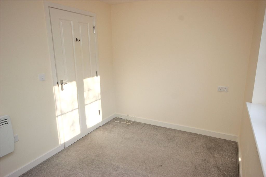 Property photo 3 of 10 Picture No. 17