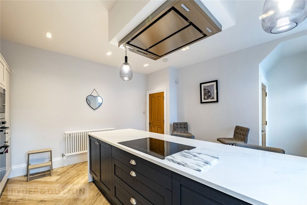 Property photo 3 of 22 Kitchen Diner