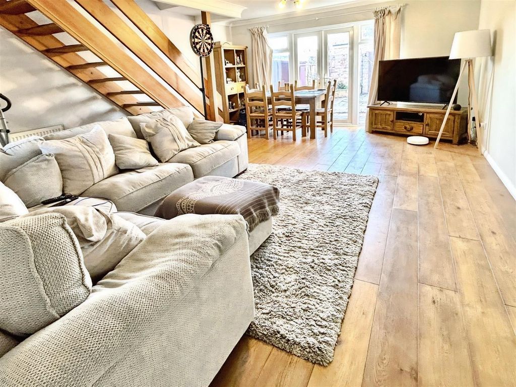 Property photo 2 of 15 Afb3d703-6.Jpg