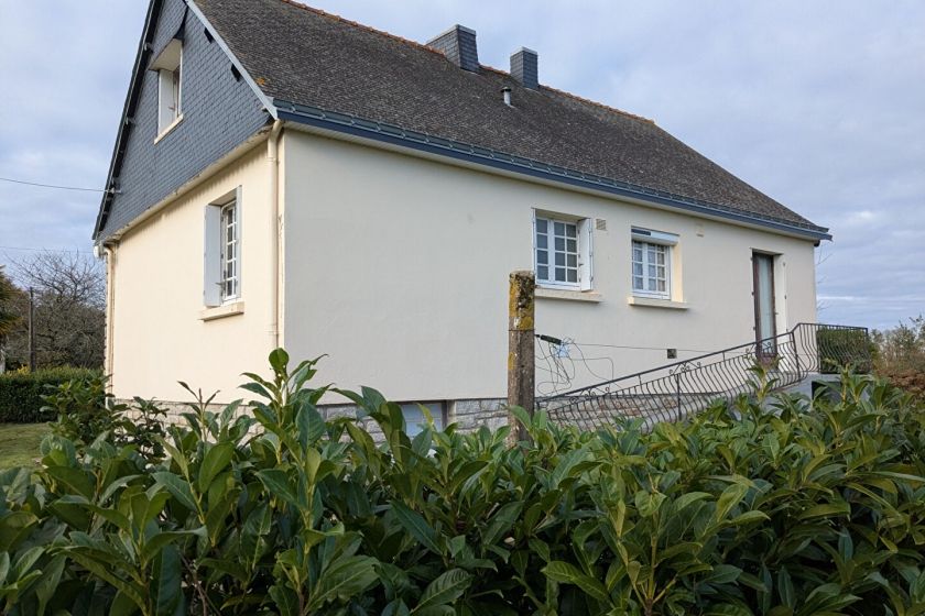 Property photo 3 of 11