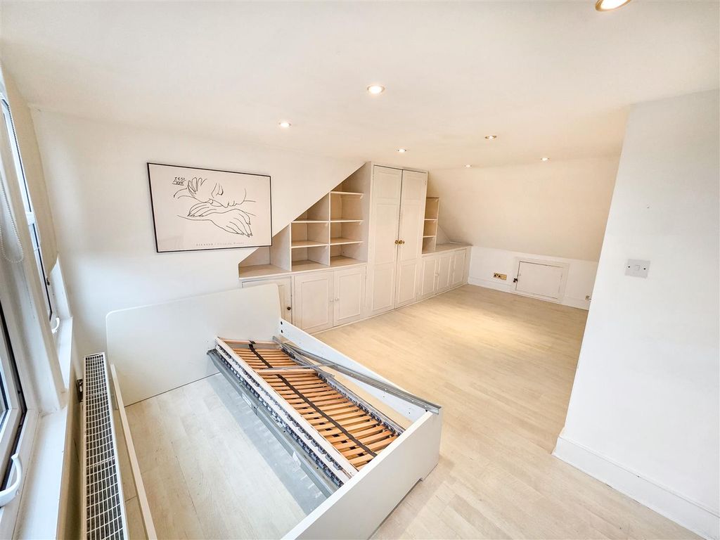 Property photo 2 of 10 17-11-2025__09-07-40_20251114_142314.Lm3Wv.Jpg