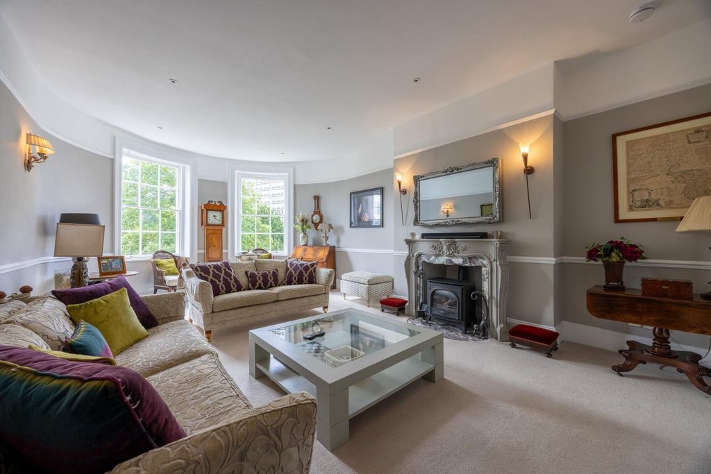 Additional image 6 of 3 bed flat for saleMontpellier Spa Road, Cheltenham, Gloucestershire GL50