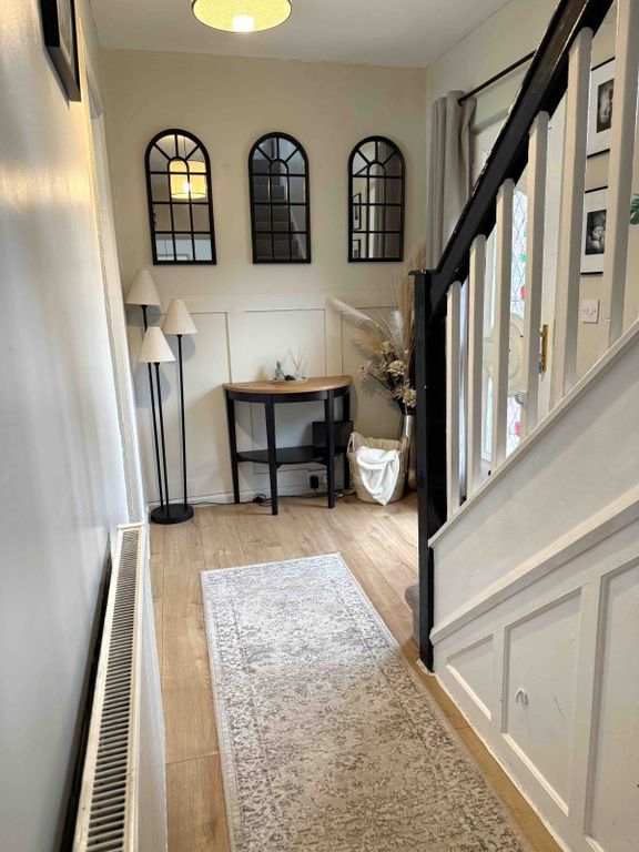 Property photo 2 of 17 Gallery