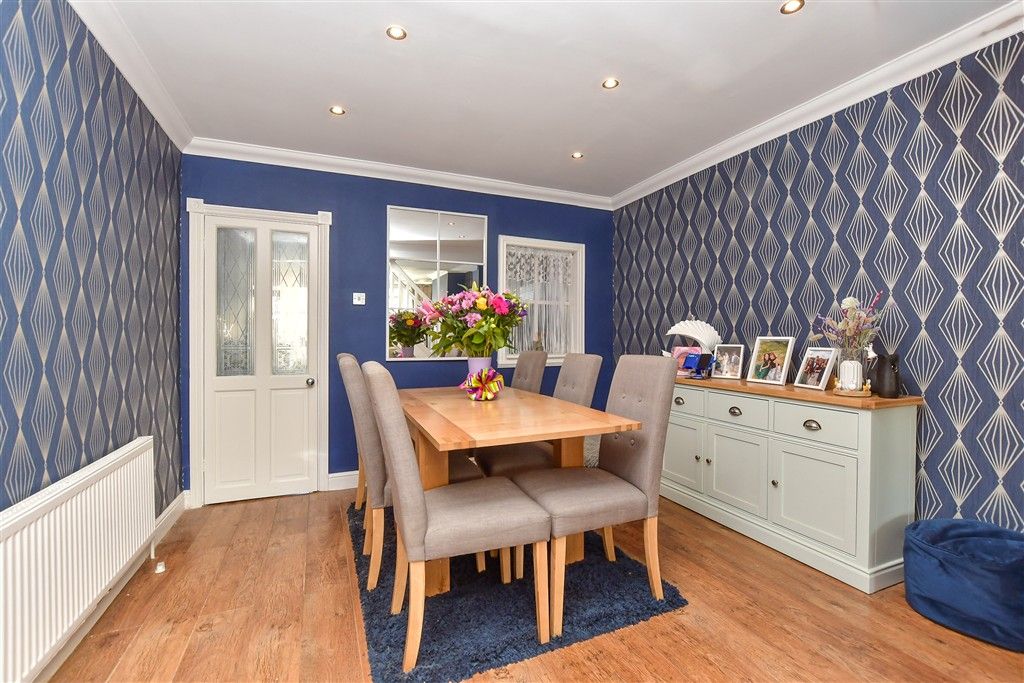 Property photo 3 of 9 Dining Area