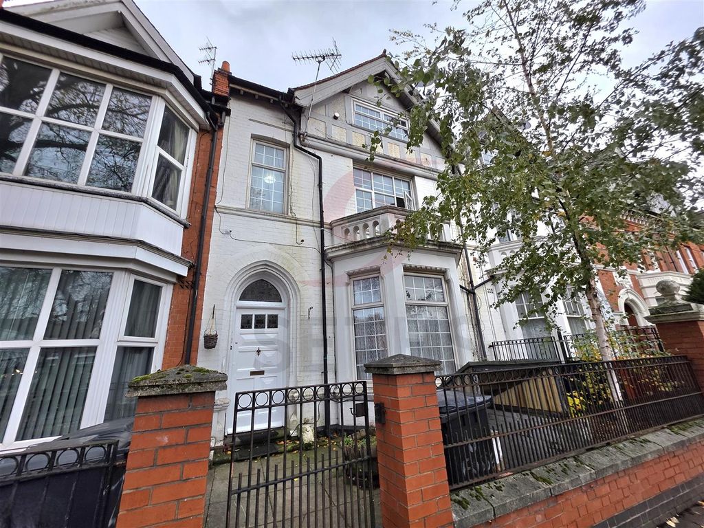 Property photo 1 of 9 Front Elevation