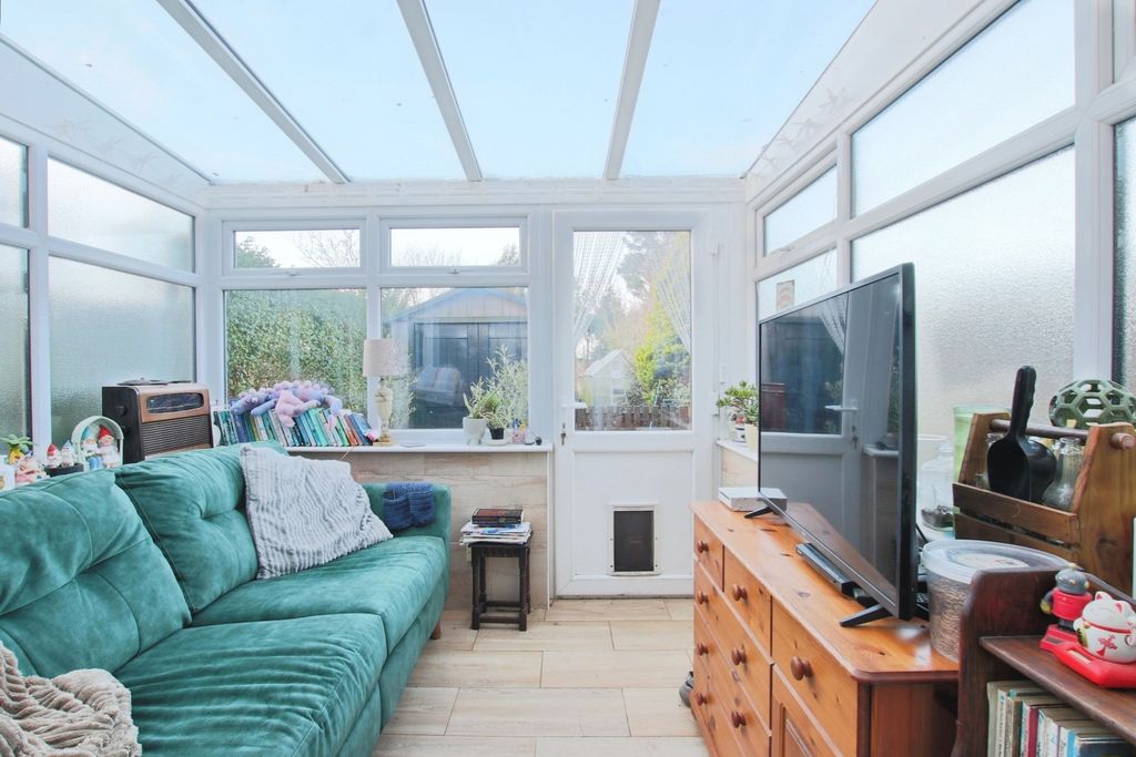 Property photo 3 of 13 4789026