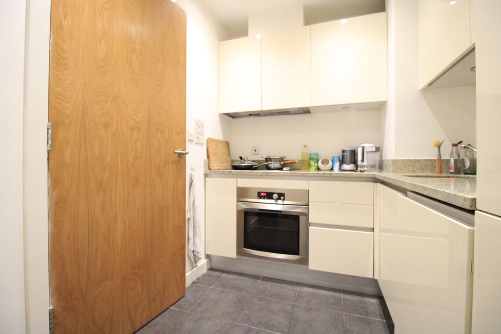 Property photo 3 of 6 Img_4946