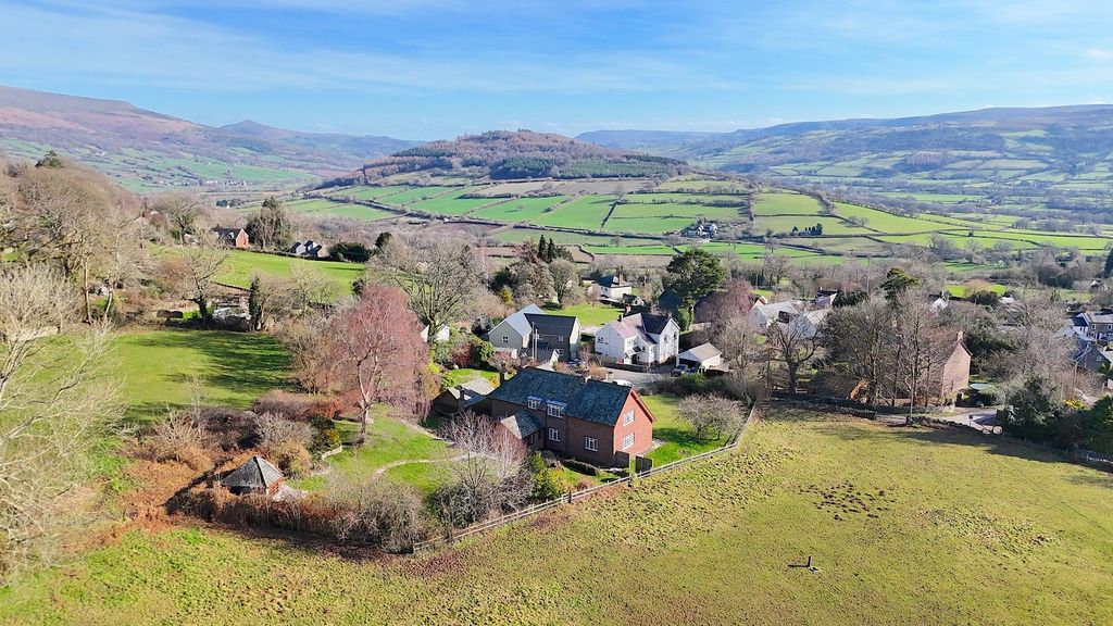 Property photo 2 of 36 Not Specified