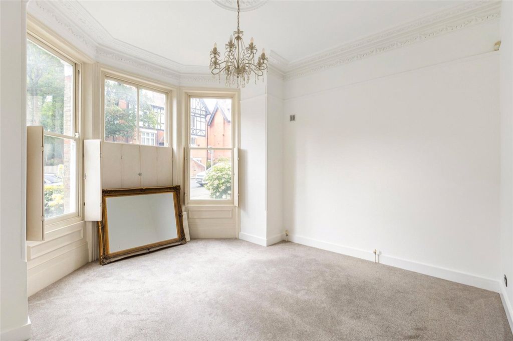 Property photo 2 of 17 Picture No. 27