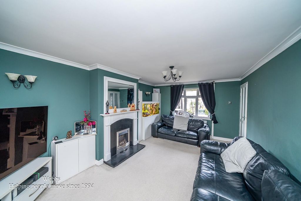 Property photo 3 of 24 Webbs-10.Jpg
