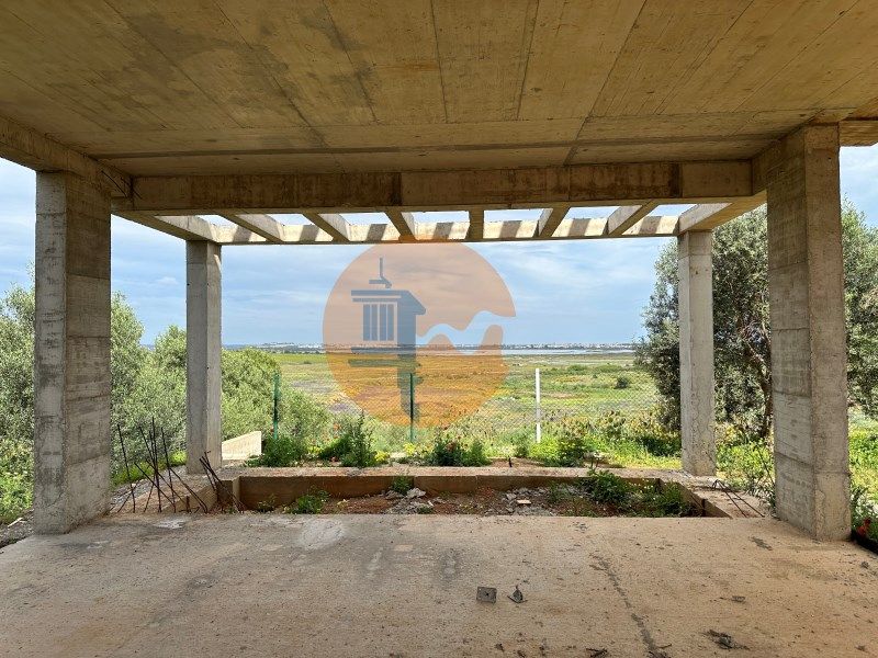 Property photo 1 of 30