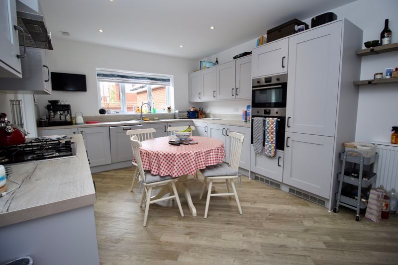 Property photo 2 of 14 Kitchen/Diner