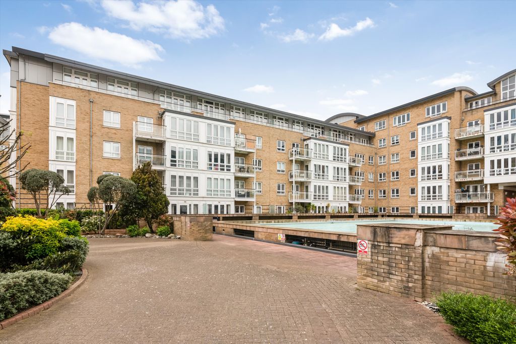 Property photo 3 of 14 Image