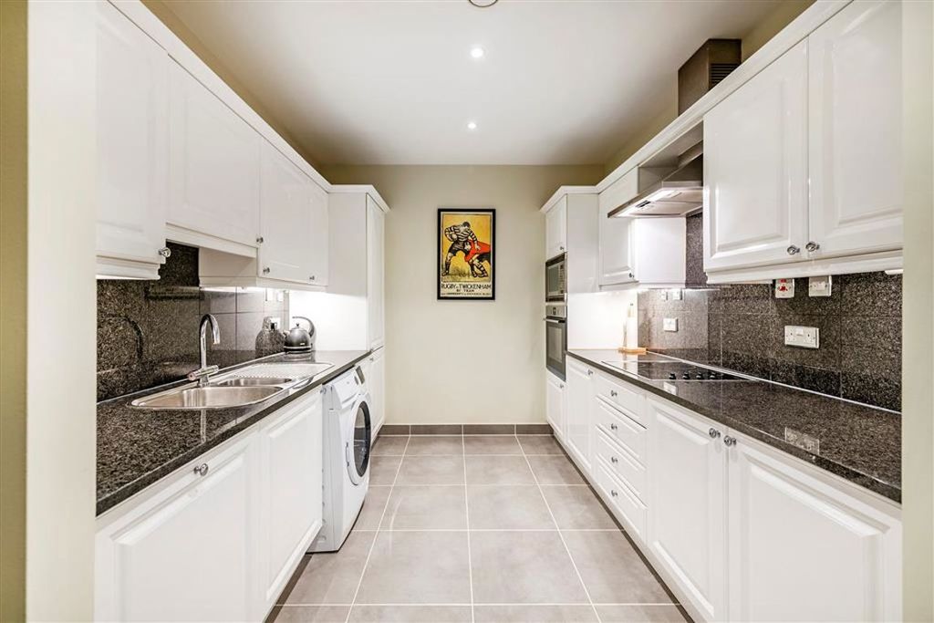Property photo 3 of 4