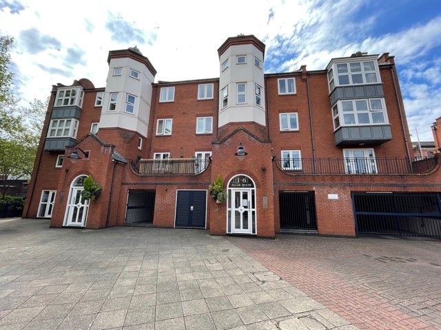 Property photo 1 of 10 15