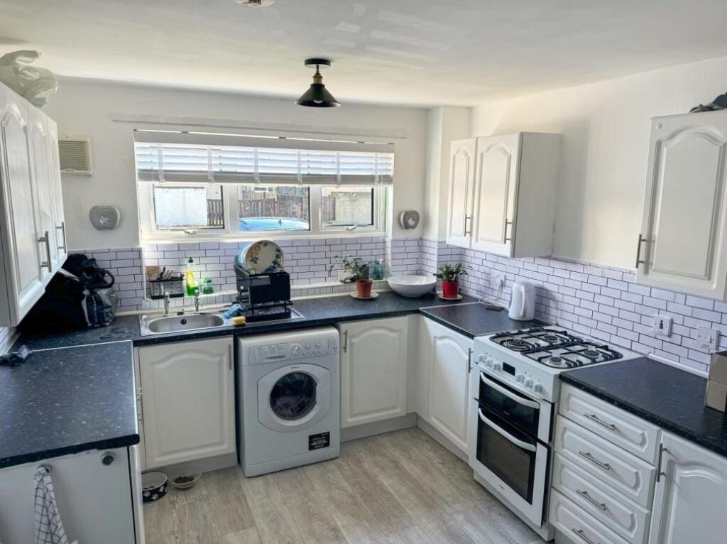 Property photo 1 of 5 Bright And Tidy Kitchen With Ample Counter Space, ...