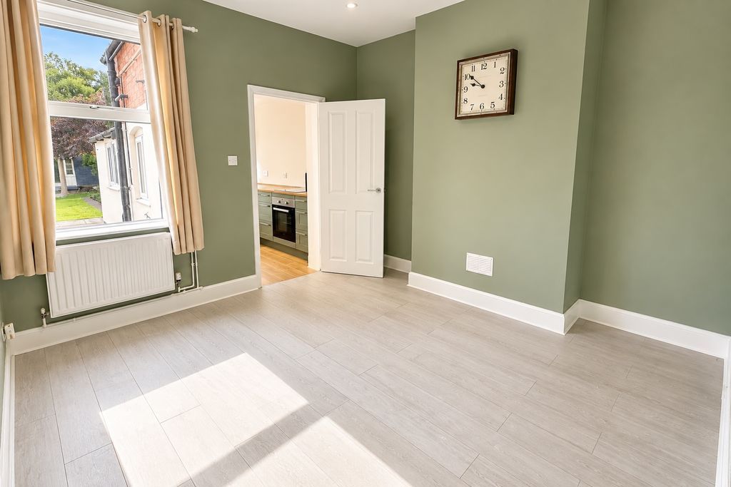 Property photo 3 of 13 Dining Room