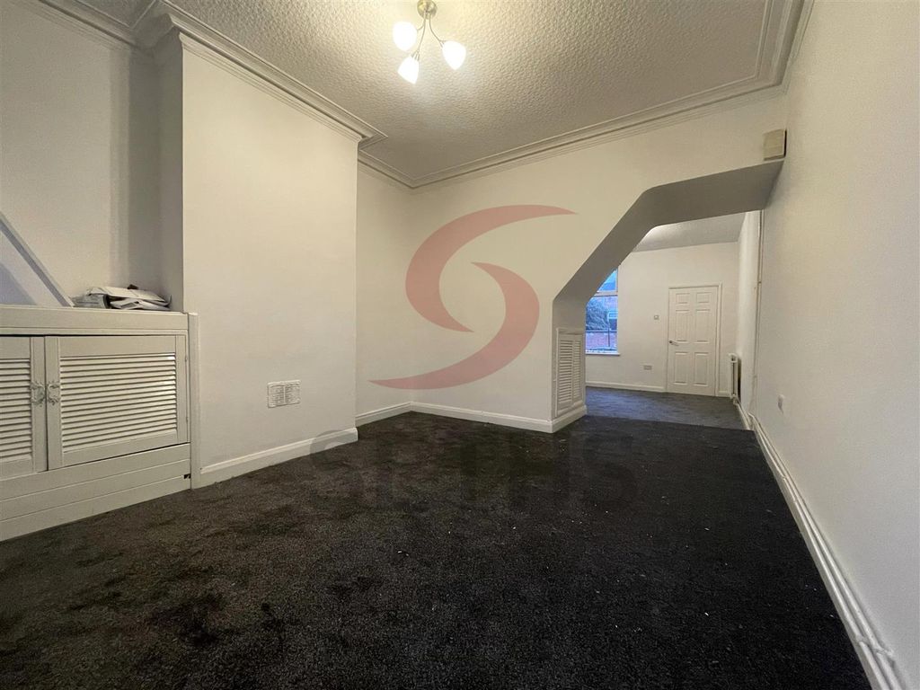 Property photo 2 of 10 Living Room.Jpg