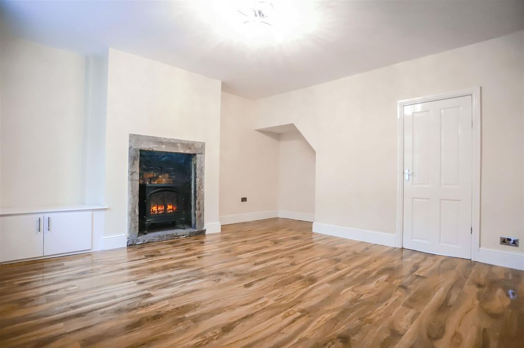 Property photo 2 of 11 2.Jpg