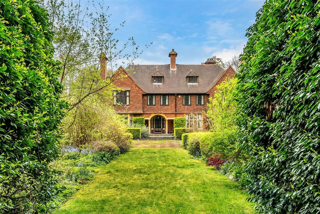 Property photo 1 of 81 Warrenhurst-86.Jpg
