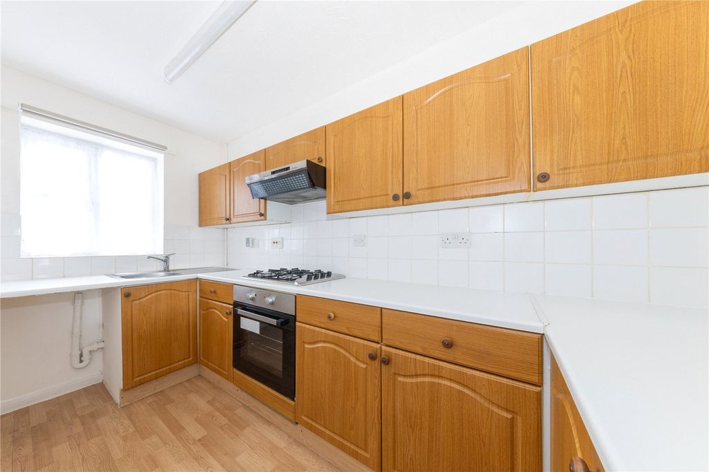 Property photo 3 of 15 Kitchen