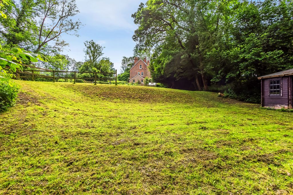 Property photo 2 of 22 2