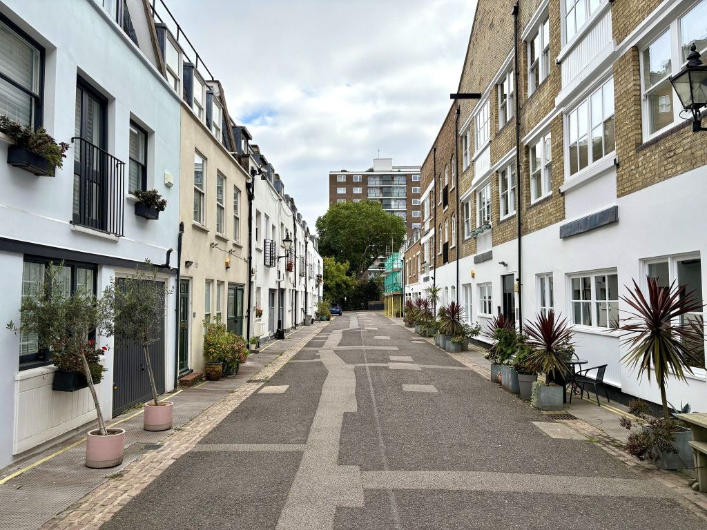 Property photo 3 of 3