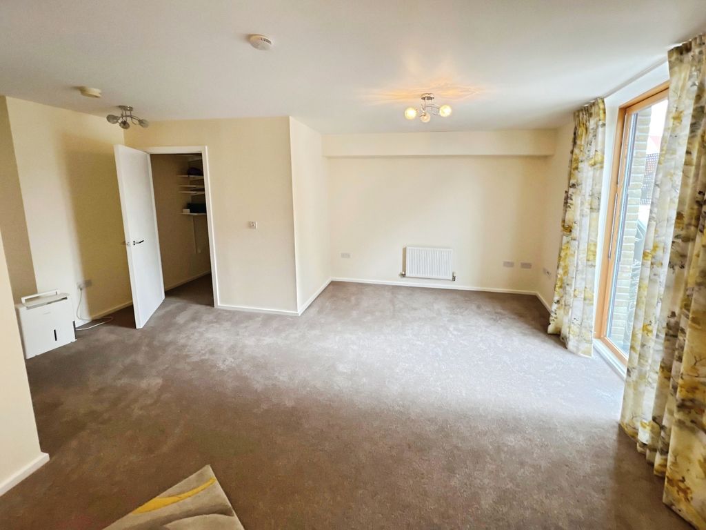 Property photo 2 of 5 Image