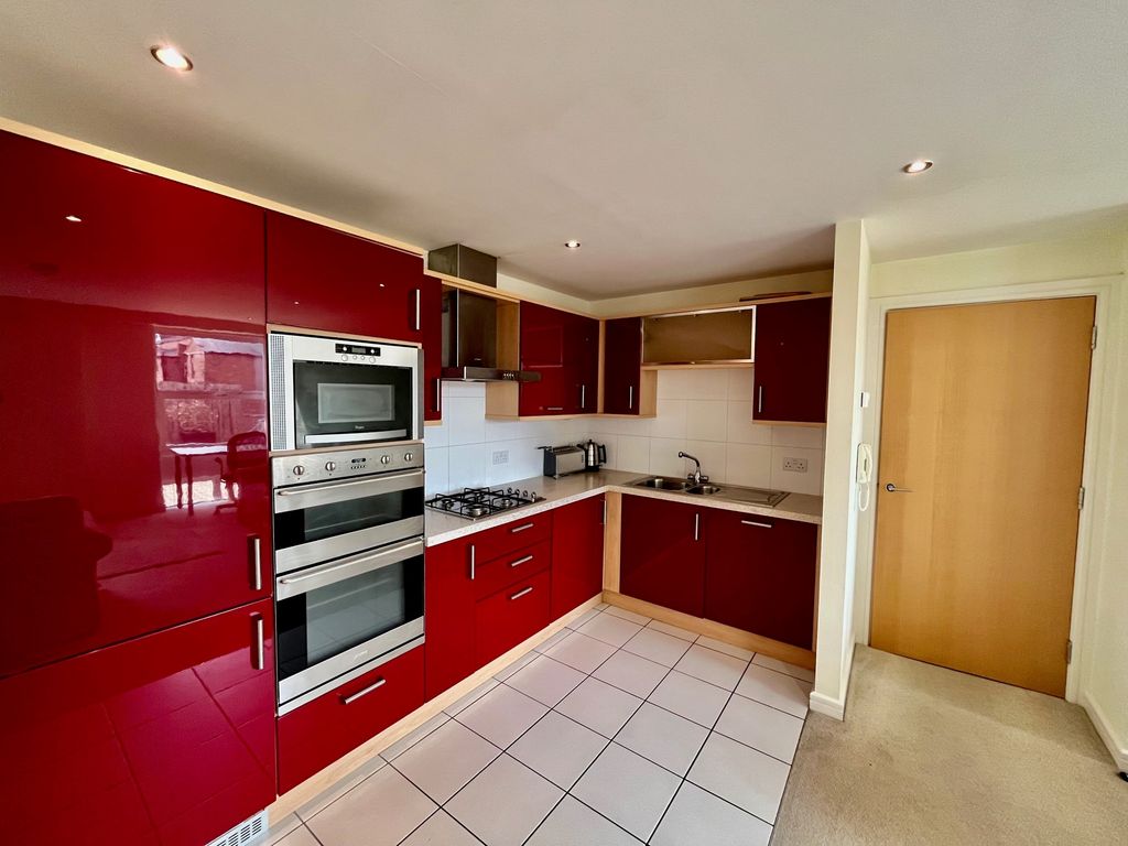 Property photo 2 of 9