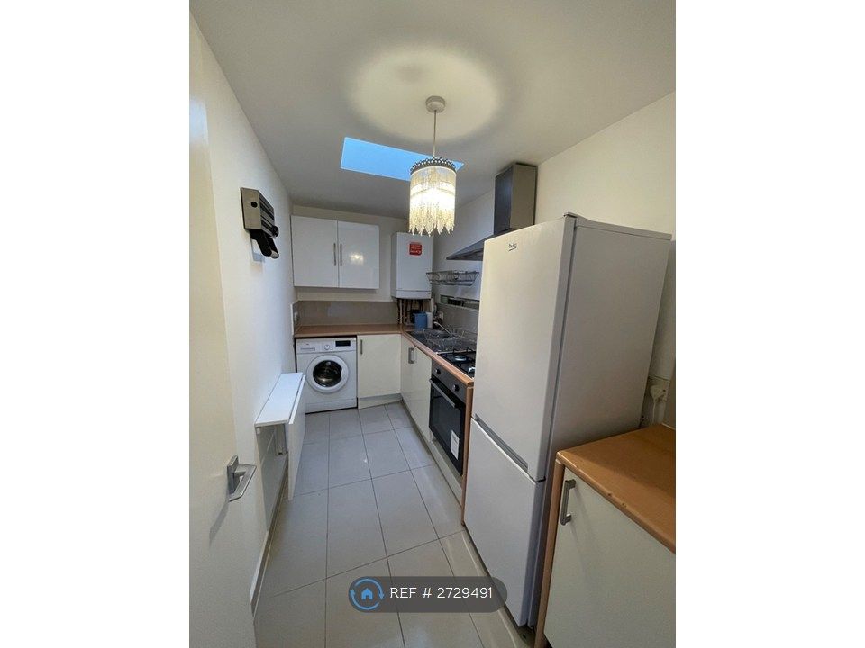 Property photo 2 of 5