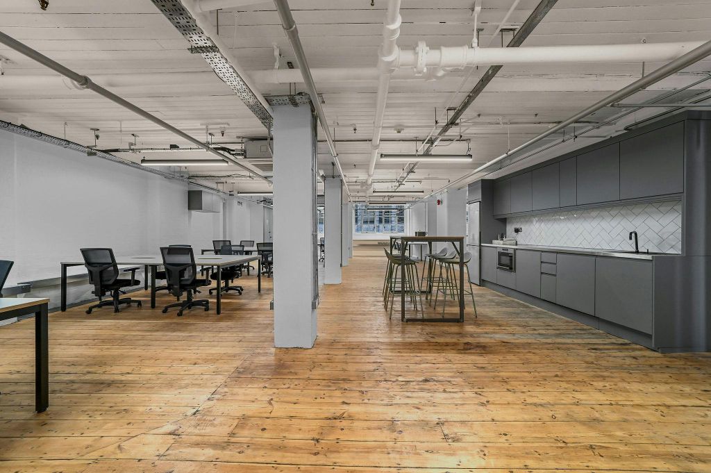 Property photo 1 of 32 Embc1Azetlandhouse7.Jpg