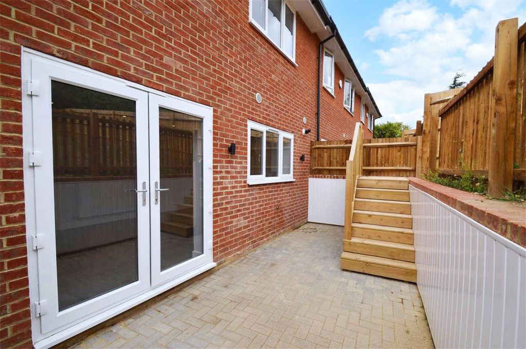 Property photo 3 of 14 Picture No. 02